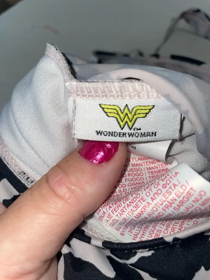 Maillot de bain Wonder Woman, 10 ans - photo numéro 3