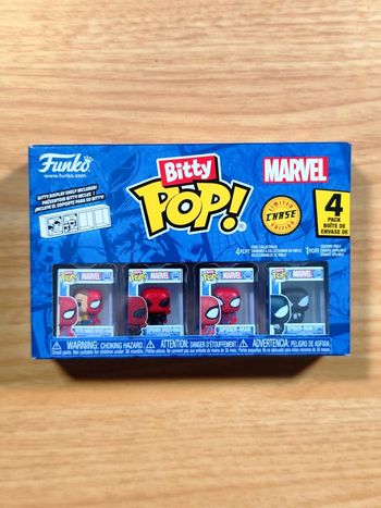 Boîte Funko Bitty Pop! Marvel - 4 Figurines (Dont 1 Chase) + Présentoir