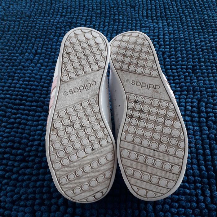 Baskets Adidas filles pointure 30 - photo numéro 5