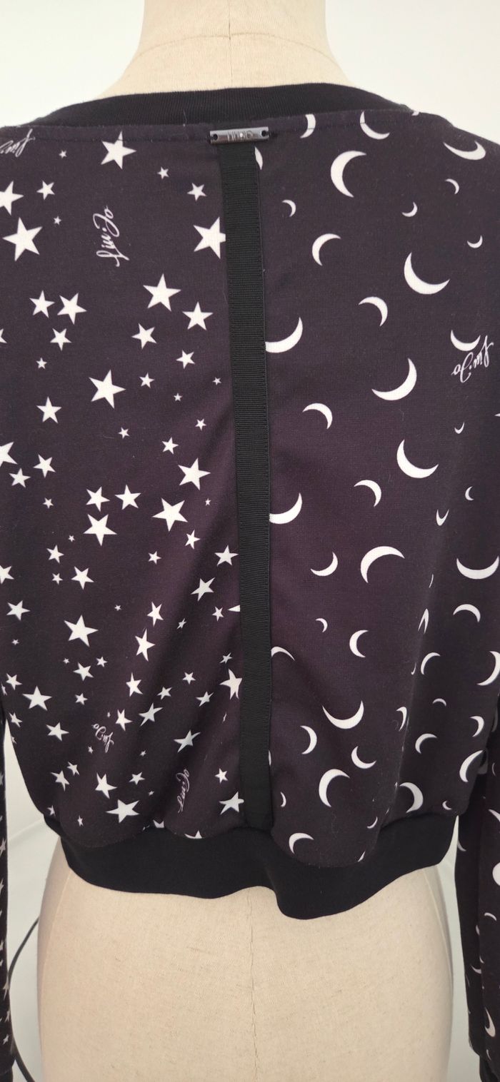 Sweat court LIU JO Made in Italy – imprimé lune & étoiles – détails cloutés – T. XS – très bon état - photo numéro 10