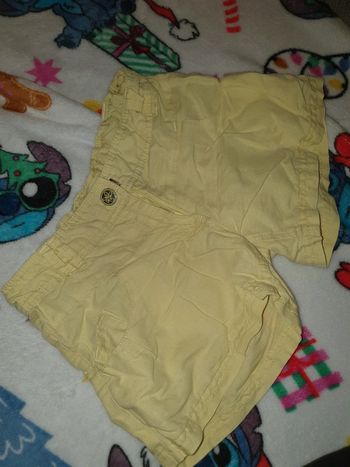 Short fille