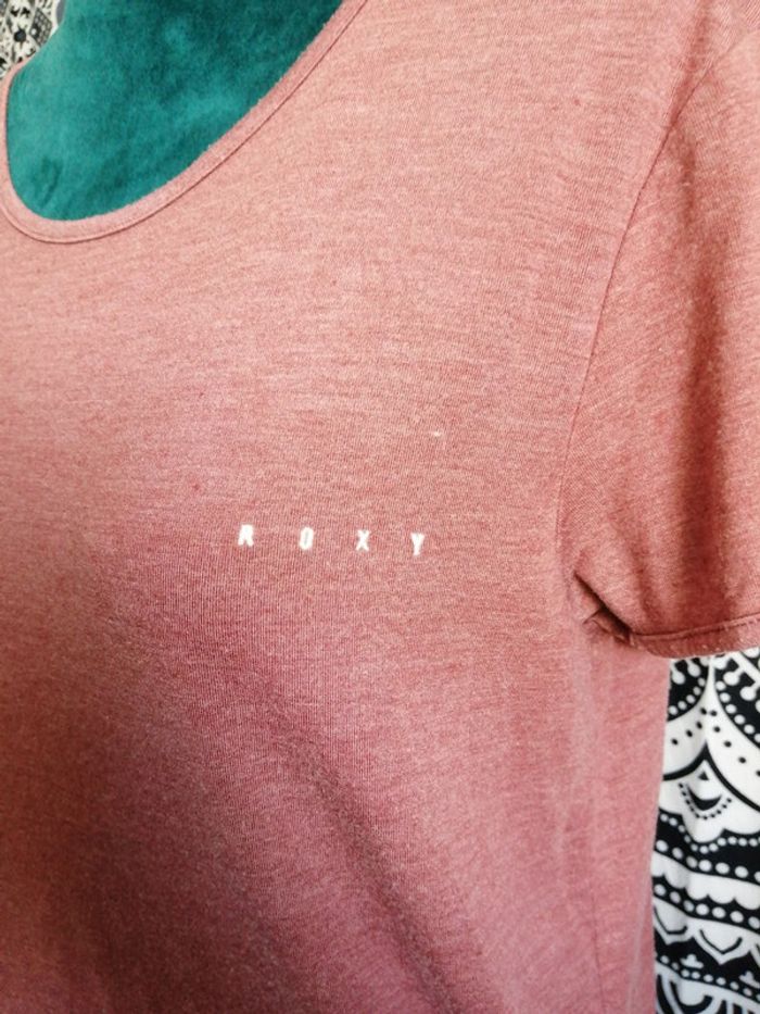 Tee-shirt vieux rose mandala blanc dans le dos et logo brodé / roxy / (XS) - photo numéro 4