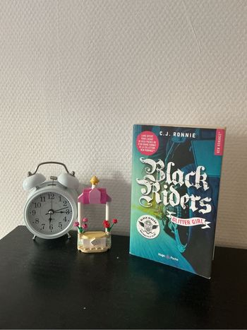 Black riders de C. J. Ronnie