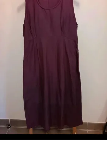 Robe longue aubergine