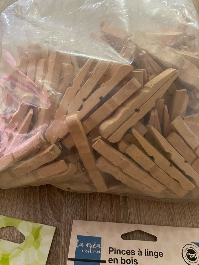 Lot de pinces en bois, mini pinces et demi pinces - photo numéro 3