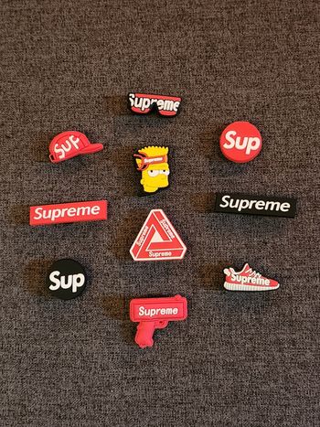 Jibbitz/PinsCrocs/Charms