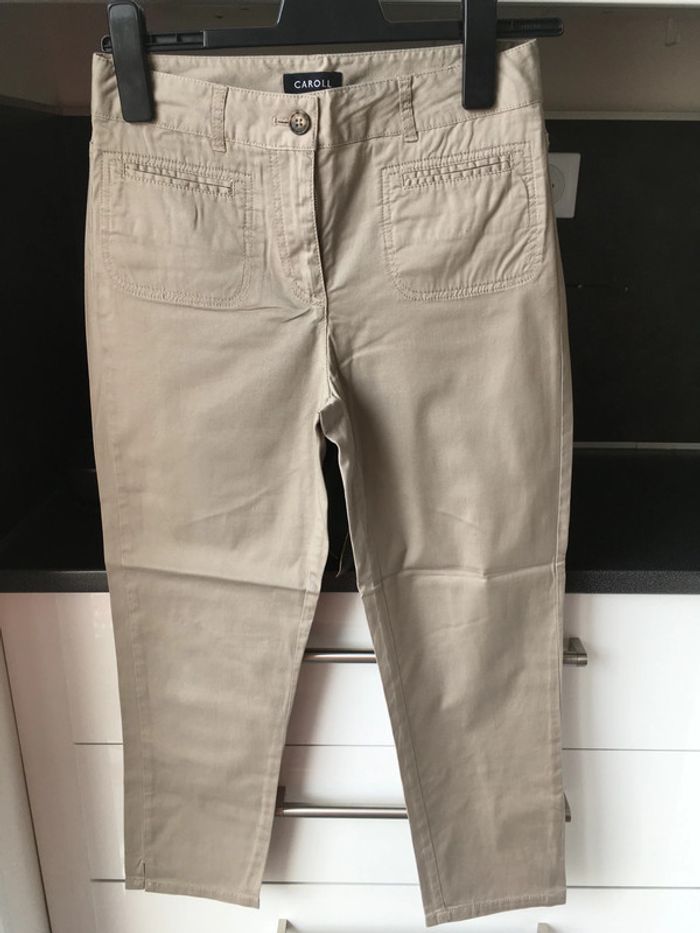 Pantacourt beige taupe Caroll Taille 36