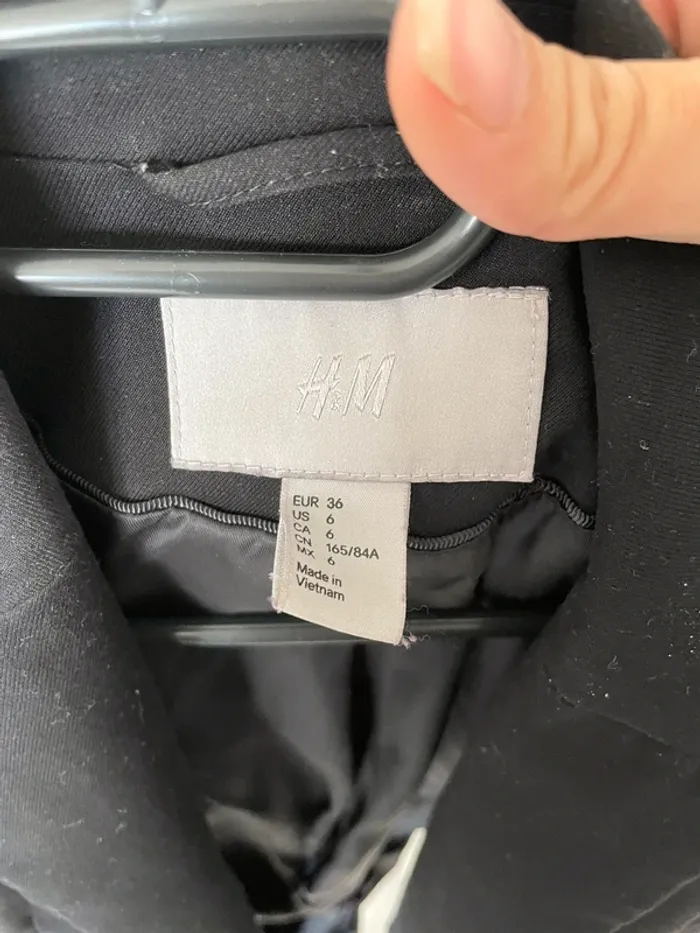 Veste HM taille 36 noire - photo numéro 3