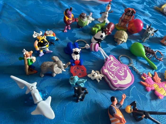 Gros lot figurine - photo numéro 2