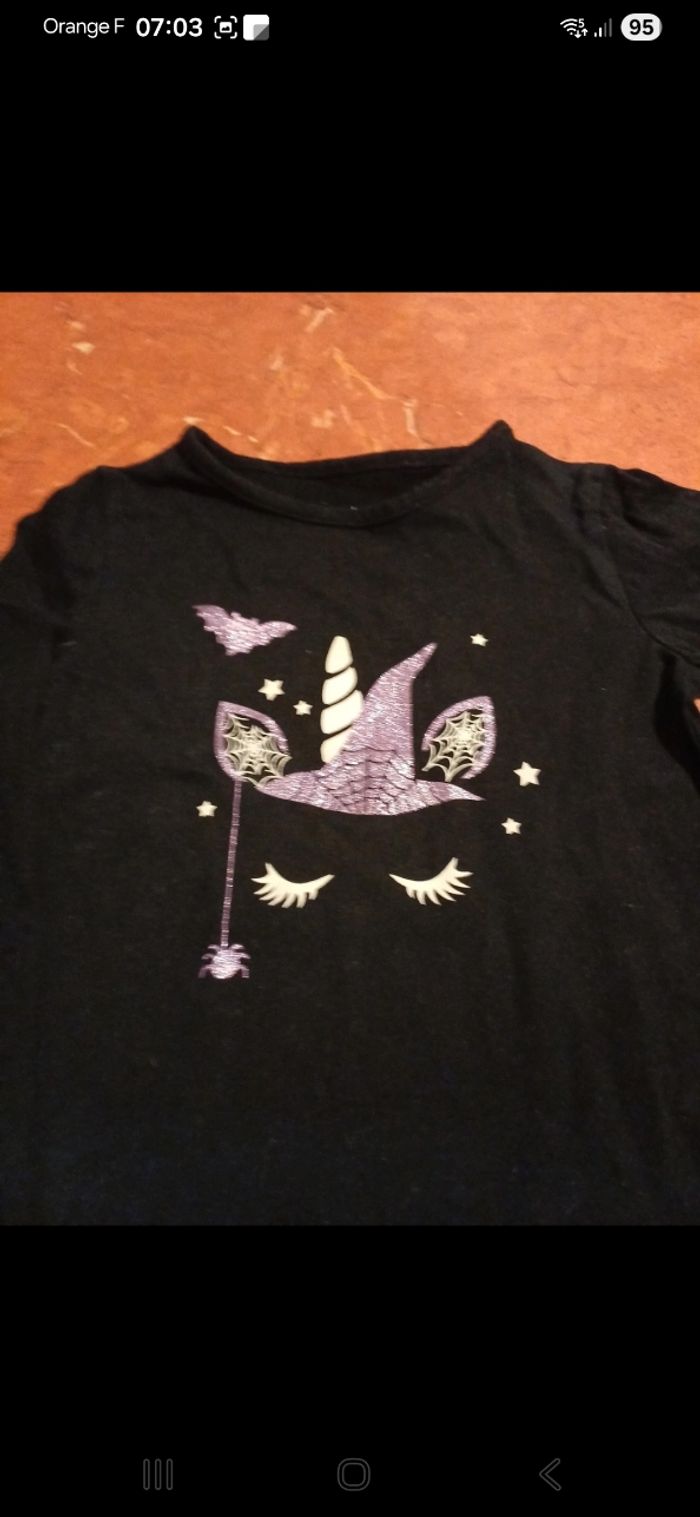 T.shirt fille taille 4 ans - photo numéro 2