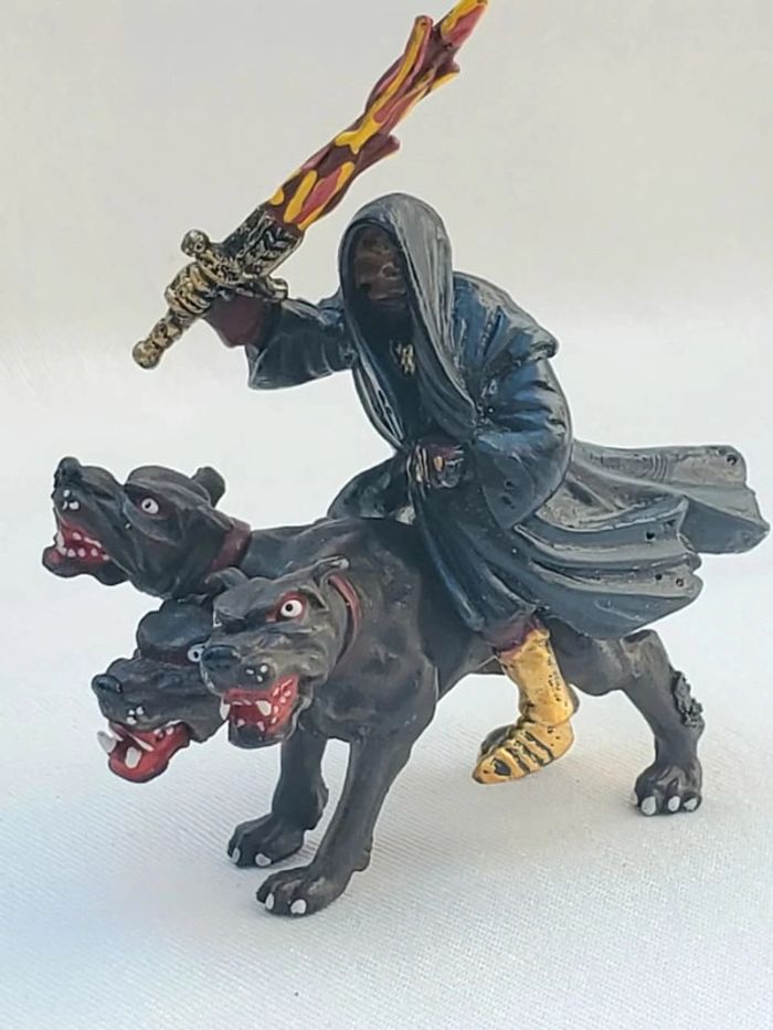 Figurines Plastoy Cerbere avec chevalier
