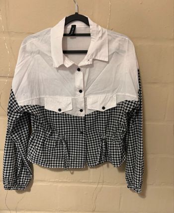 Chemise blanche à carreaux noirs – New Collection – Taille unique - Neuve sans étiquette