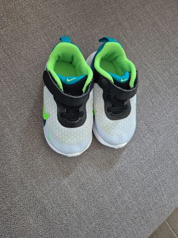 Chaussure nike taille 21