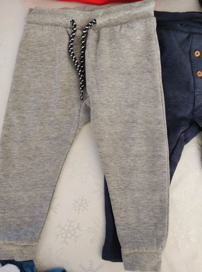 Lot de survêtement 6\12 mois - photo numéro 3