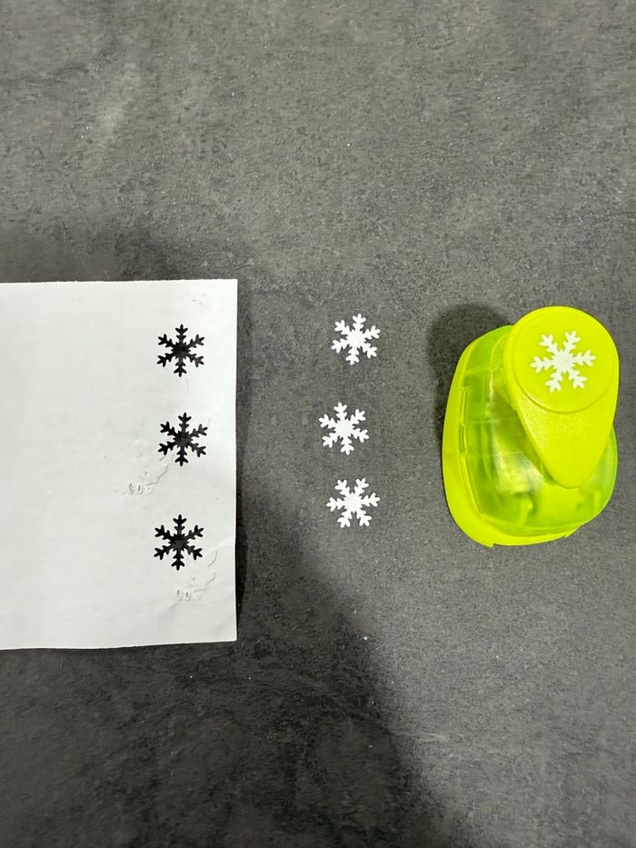 Lot perforatrice et de gaufrage - photo numéro 2