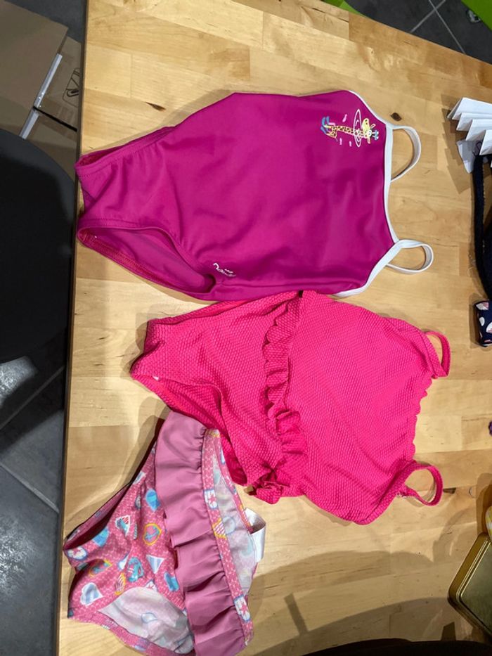 Lot de maillots de bain fille 3 ans