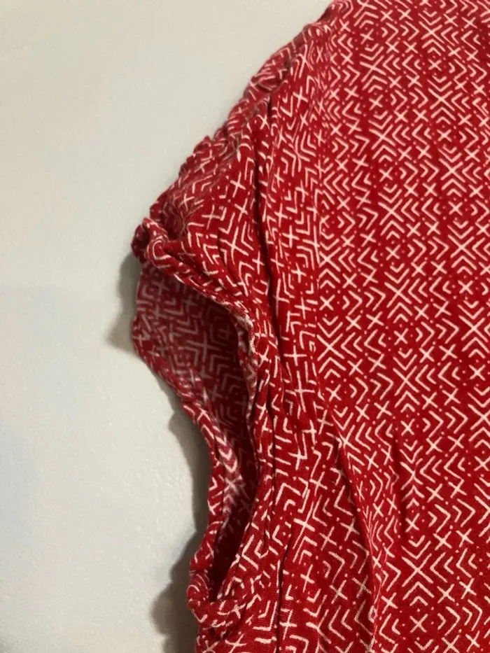 T-shirt rouge In Extenso – Taille 38, motifs blancs et détail croisé dans le dos - photo numéro 5