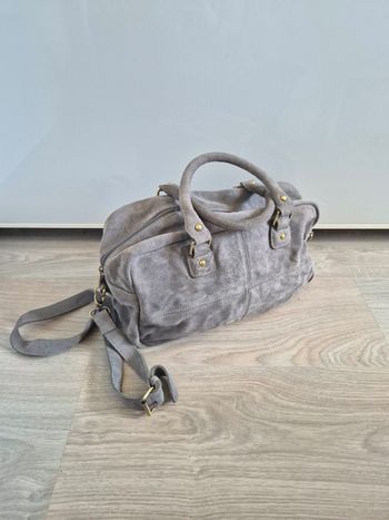 Sac à main en cuir gris 1 2 3