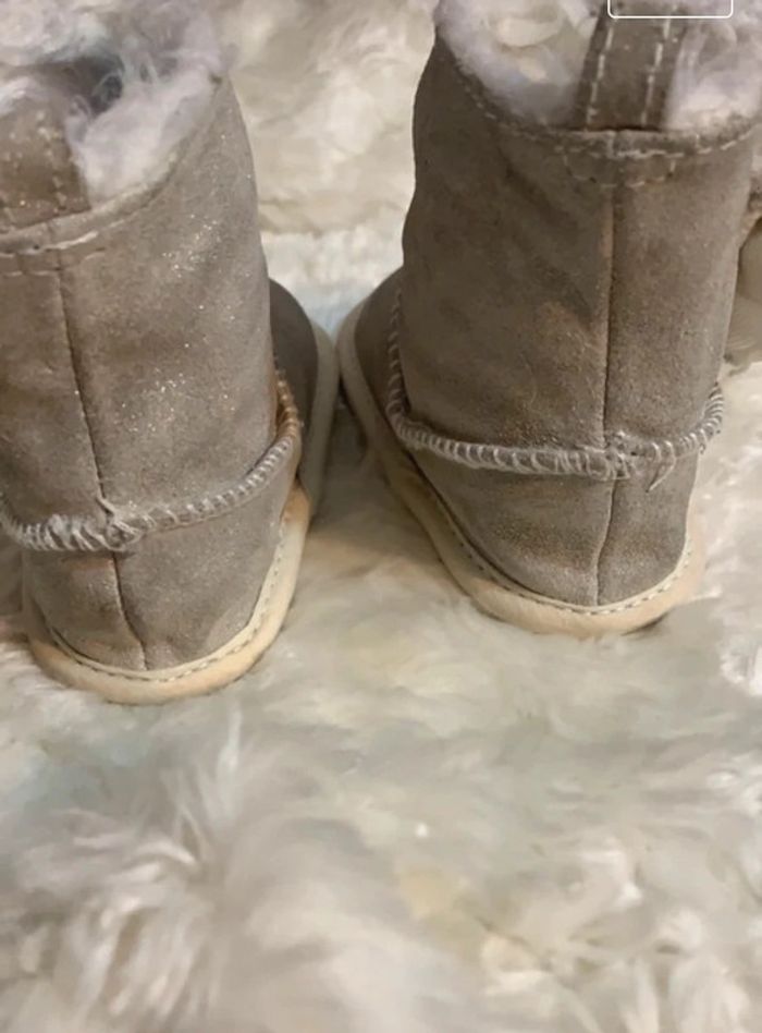 Jolie petite bottine (taille 6/12 mois) - photo numéro 3