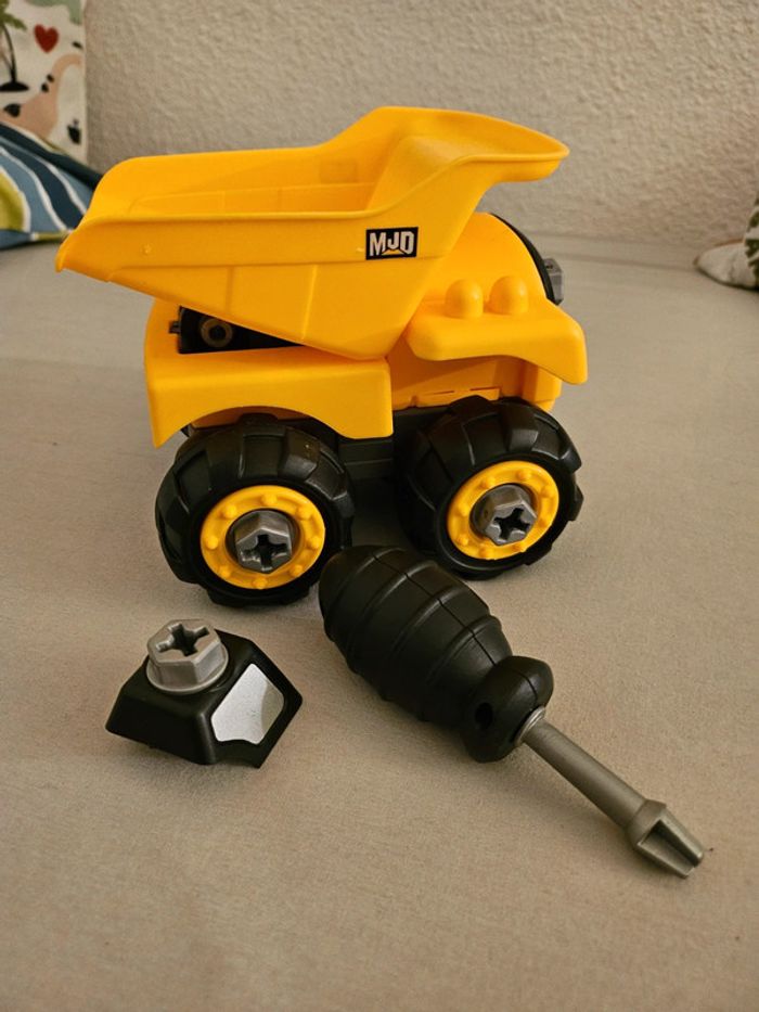 Camion benne à construire - photo numéro 2