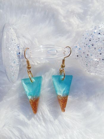 Boucles d'oreilles triangles turquoise doré