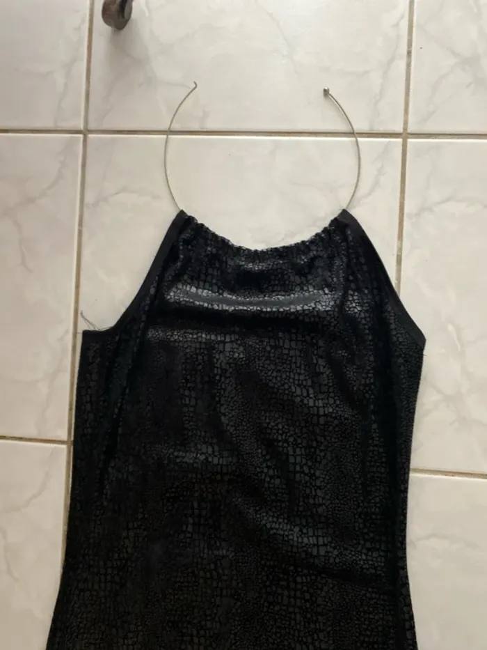 Robe longue noire - photo numéro 2
