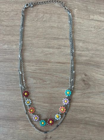 Collier marguerites