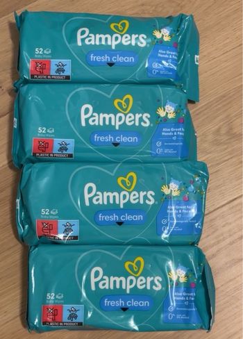 208 lingettes Pampers 