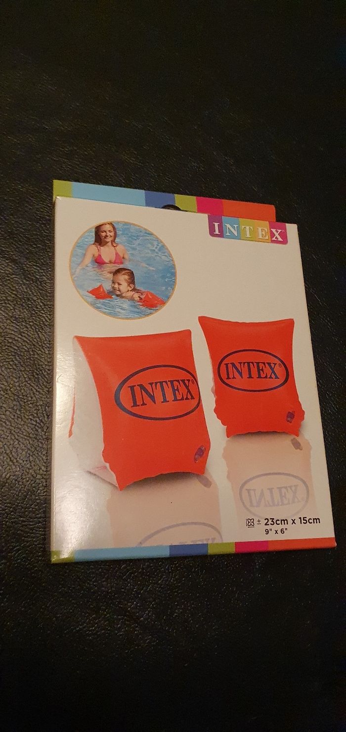 Bracelets de natation intex neuf