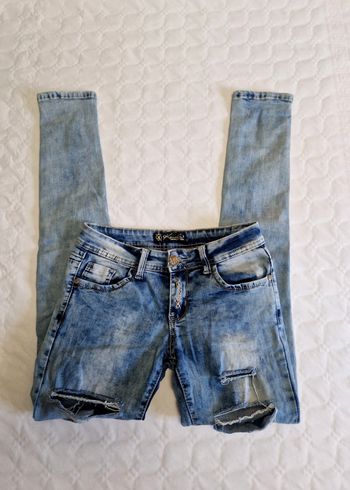 Jeans troué  , femme  , slim  , Kauclai  , taille 36  / S
