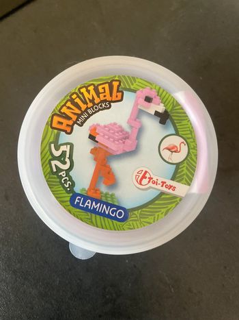 Lego flamant rose
