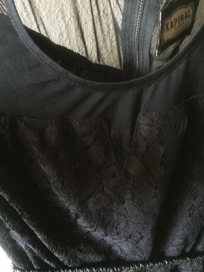 Robe noir dentelle et sa ceinture - photo numéro 9
