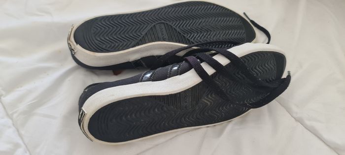 Très joli paire de basket fine adidas taille 36 1/3 - photo numéro 4