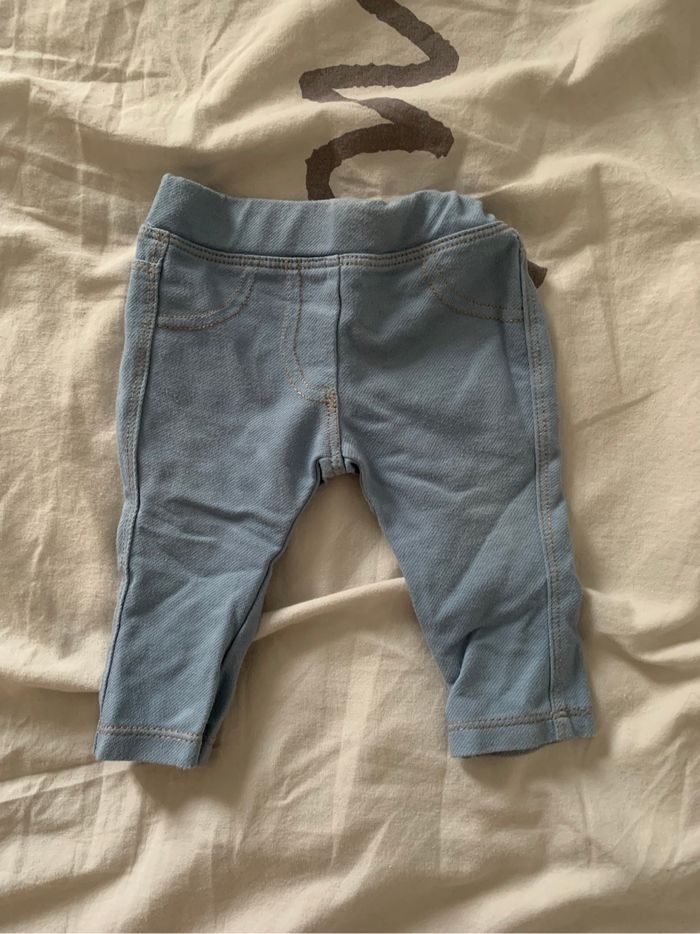 Lot de 7 jeans   ( élastique) taille 3 mois bébé fille - photo numéro 4