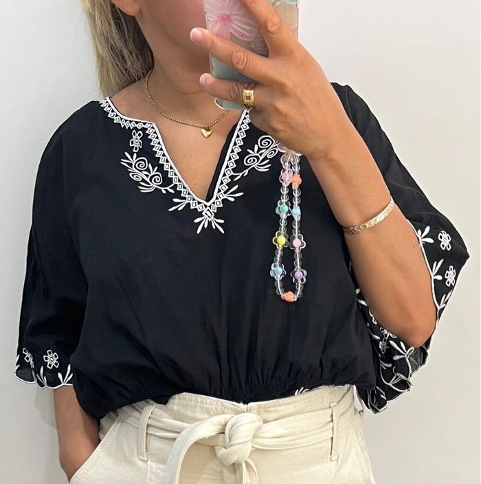Blouse Noire Brodée Billabong