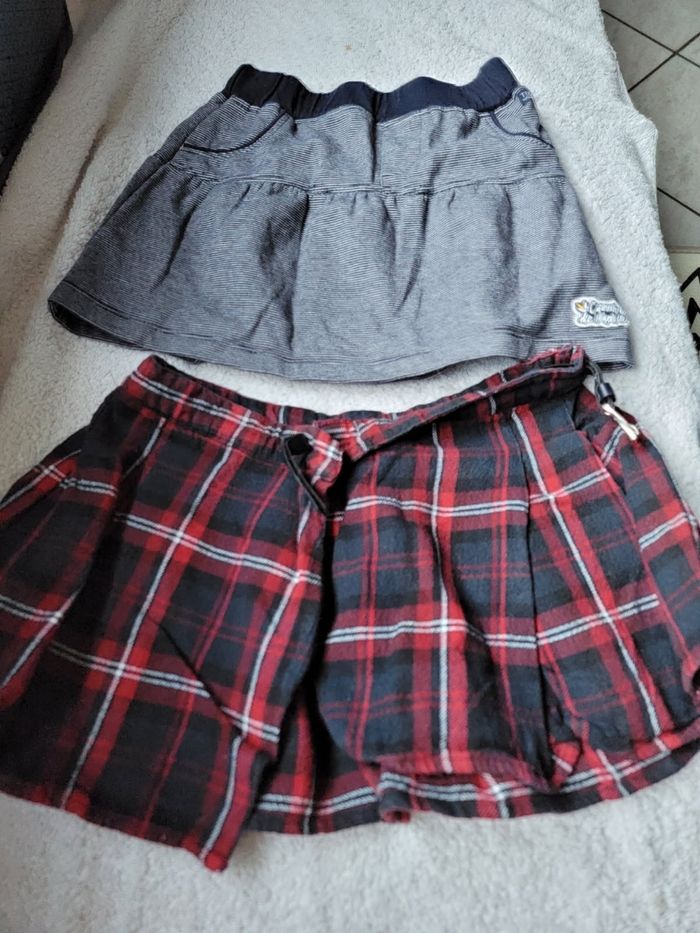 Lot de 3  shorts et 2 jupes - photo numéro 5