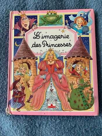 L’imagerie des princesses de Emilie Beaumont, Sophie Toussaint