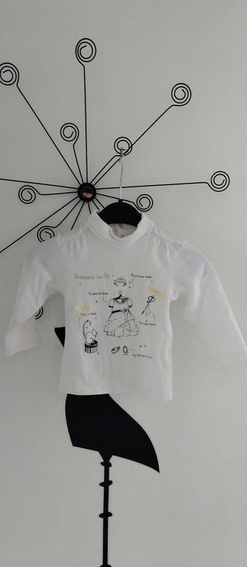 Sous-pull blanc Princesse Kitchoun taille 12 mois