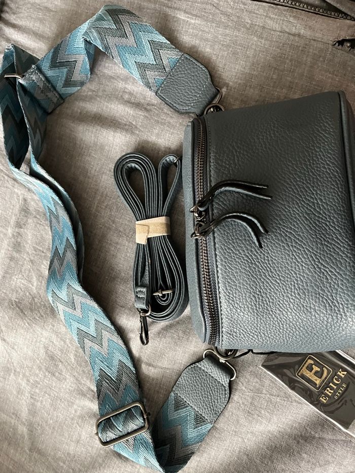 Sac a bandoulière bleu - photo numéro 2