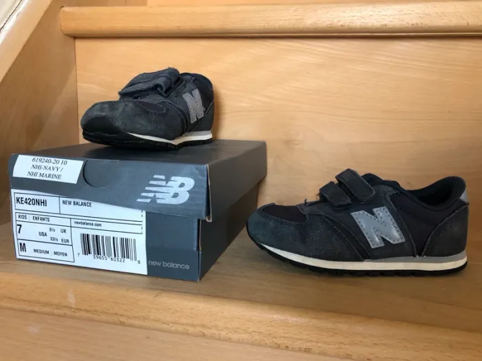 New balance taille 23 1/2 bleu marine - photo numéro 2