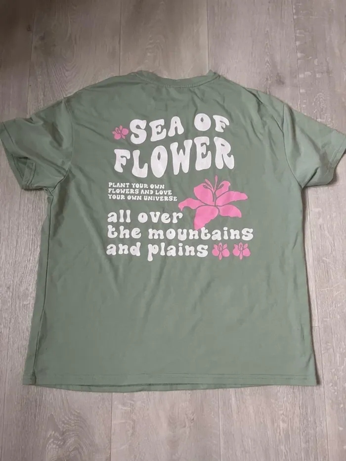 TEE shirt vert pastel SHEIN