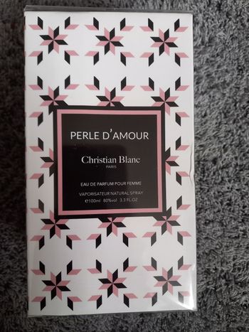 Parfum Christian Blanc (Perle d'amour) neufs 100mL