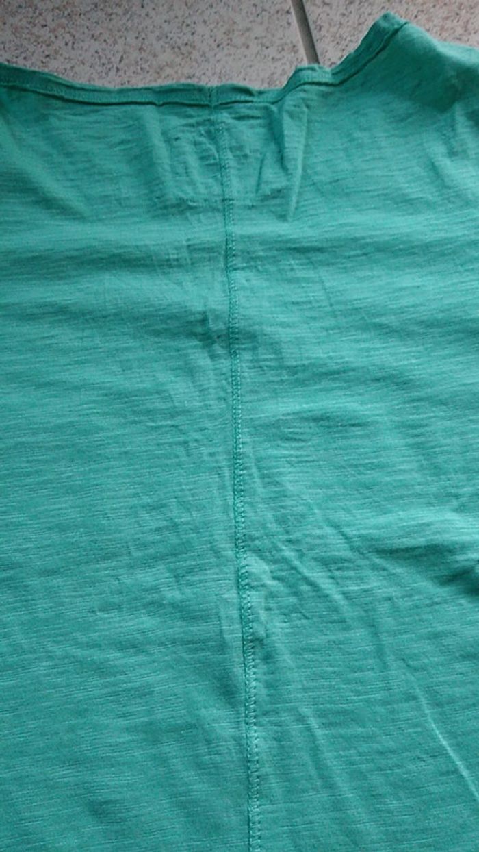 Petit t-shirt vert taille 38 - photo numéro 4