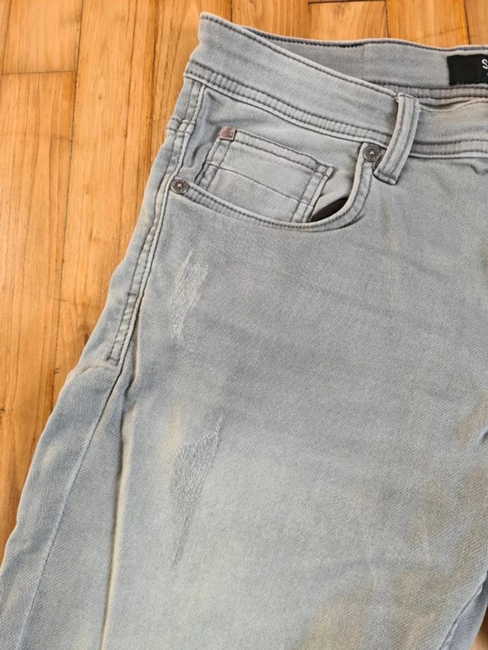 Short stretch gris clair bon état Taille S - photo numéro 2