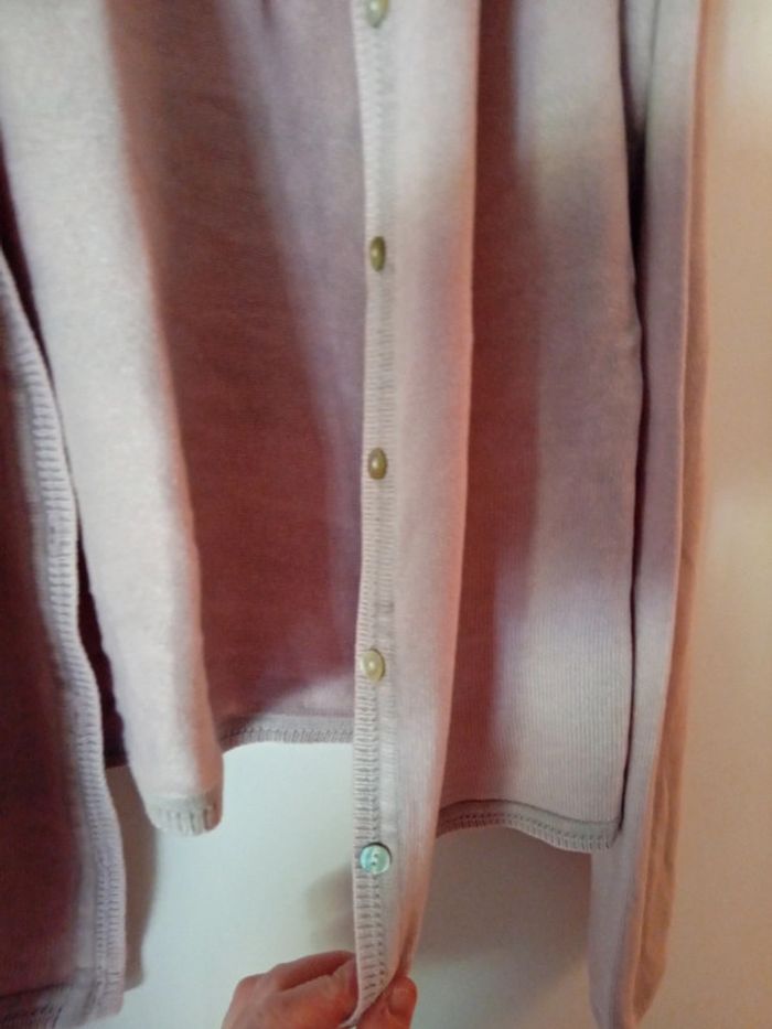 Joli gilet rose. Camaïeu.  Taille S. - photo numéro 4