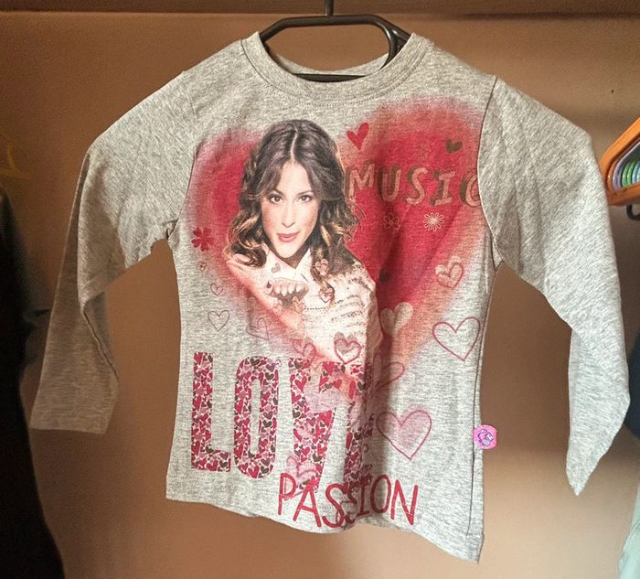 TEE shirt Violetta 3 ans
