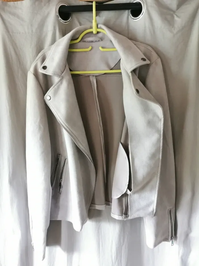 Veste grise - photo numéro 2