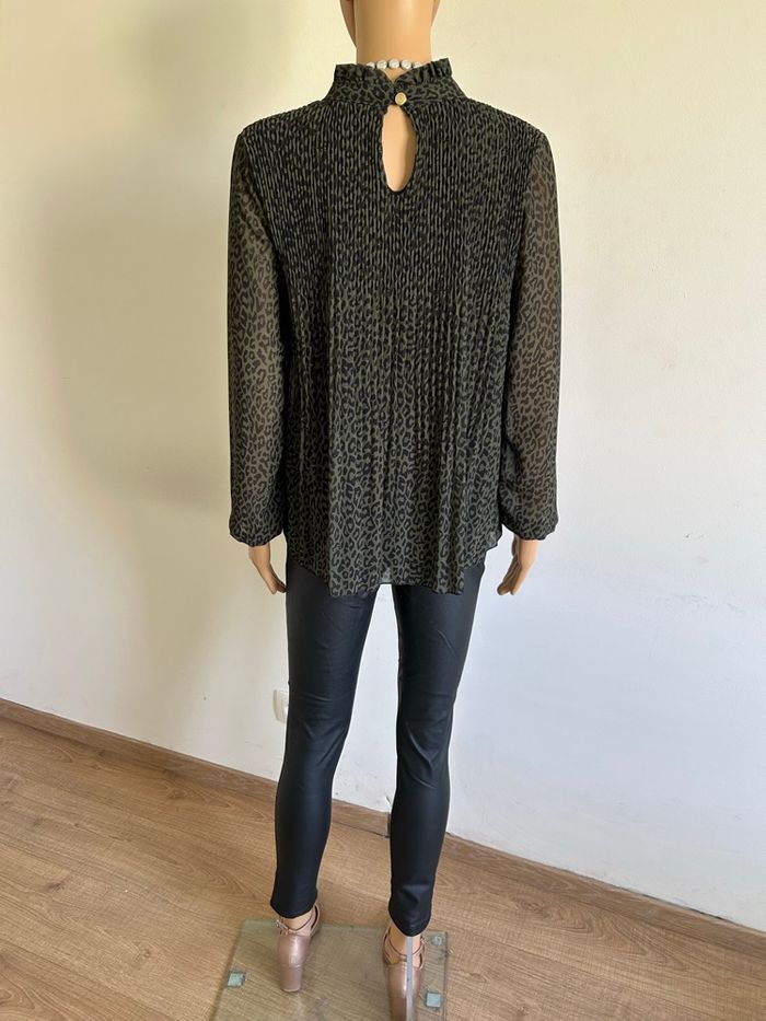 Blouse verte foncée et noire LolaLiza taille 36 jamais portée - photo numéro 6