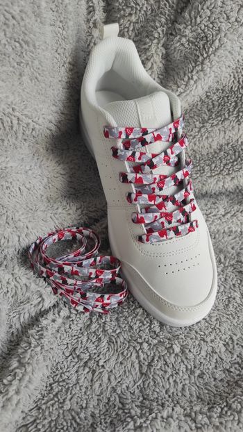 🔴 Lacets sneakers camo rouge – 120 cm streetwear