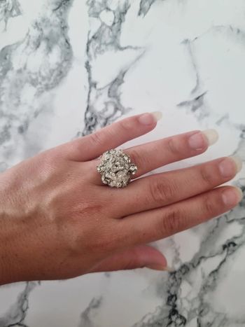 Bague en perle fait main